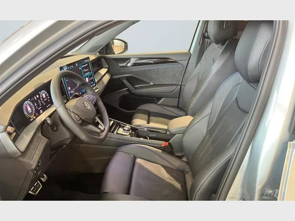 VOLKSWAGEN Tayron eHybrid (2026) — foto 26 van 28