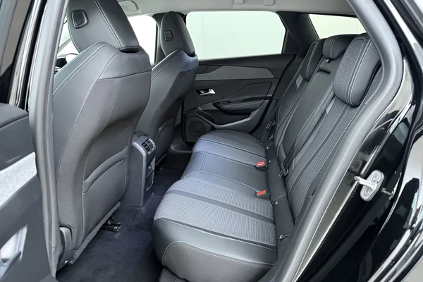 Peugeot 308 SW (2024) — foto 20 van 21