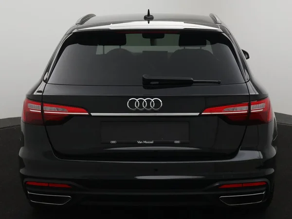 AUDI A4 Avant (2022) — foto 16 van 26