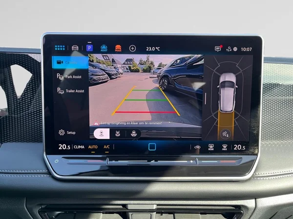 VOLKSWAGEN Tiguan (2025) — foto 4 van 21