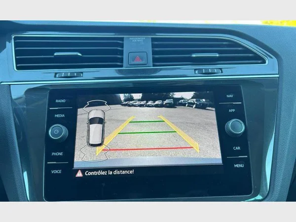 Volkswagen Tiguan (2022) — foto 9 van 29