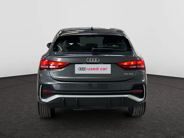 AUDI Q3 Sportback (2020) — foto 15 van 20