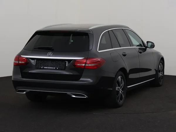 MERCEDES C 180 (2020) — foto 18 van 24