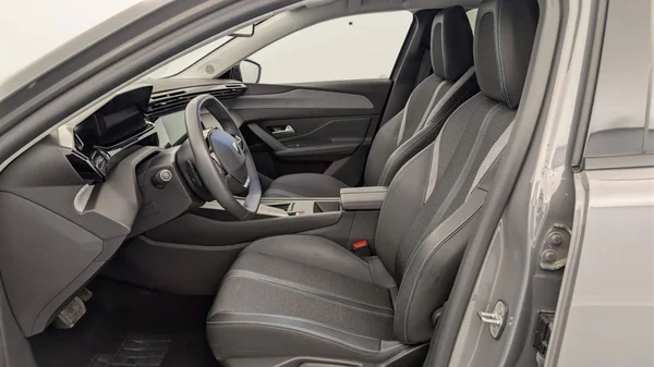 Peugeot 408 (2025) — foto 8 van 29