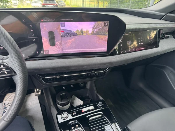 AUDI A6 Sportback e-tron (2026) — foto 3 van 24