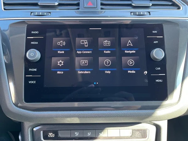 VOLKSWAGEN Tiguan Allspace Dsl (2020) — foto 3 van 22