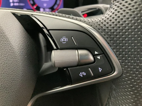 SKODA Kodiaq (2025) — foto 6 van 35
