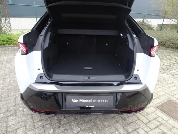 Peugeot e-3008 (2026) — foto 6 van 26