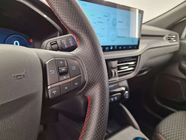 Ford Kuga (2025) — foto 15 van 15