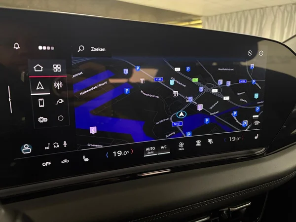 AUDI A6 Avant e-tron (2026) — foto 14 van 15