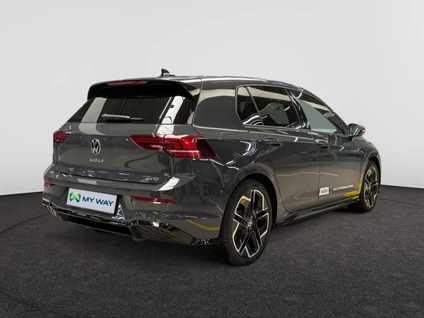 VOLKSWAGEN Golf VIII (2026) — foto 12 van 21