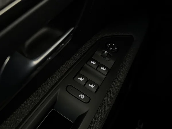 PEUGEOT 3008 (2022) — foto 19 van 27