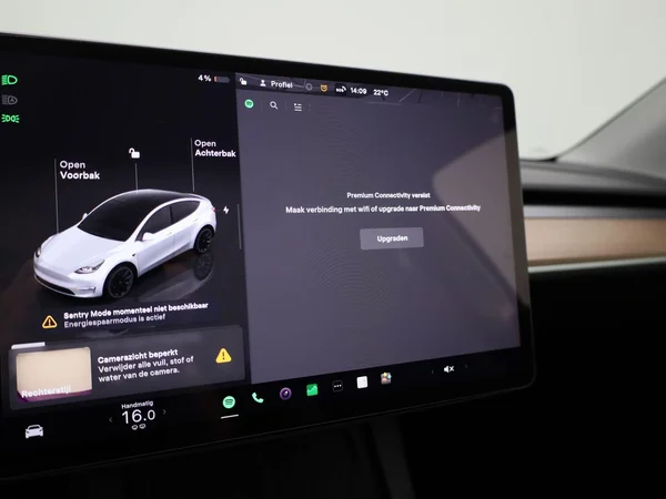 Tesla Model Y (2024) — foto 14 van 46
