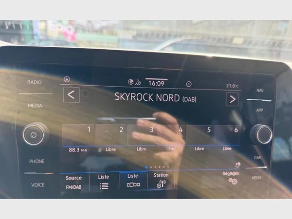 Volkswagen T-Cross (2025) — foto 8 van 29