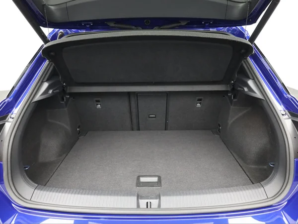 VOLKSWAGEN T-Roc (2023) — foto 2 van 23