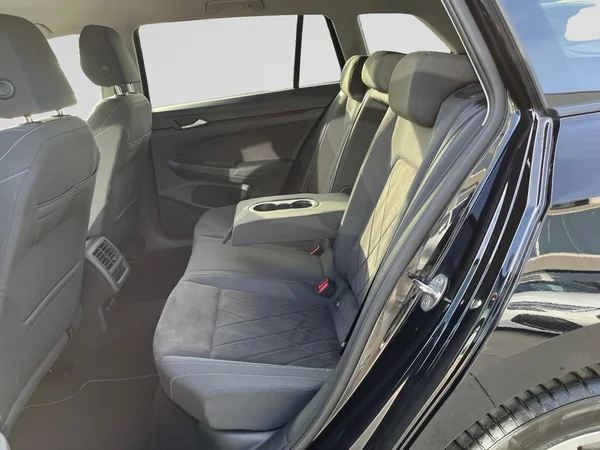 VOLKSWAGEN Golf VIII SW (2025) — foto 19 van 21