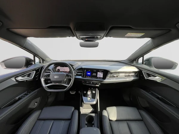 AUDI Q4 e-tron (2024) — foto 16 van 22