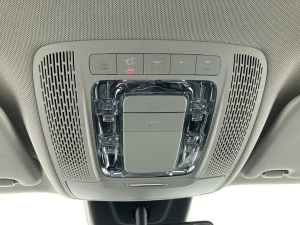 MERCEDES-BENZ B 180 (2020) — foto 13 van 36