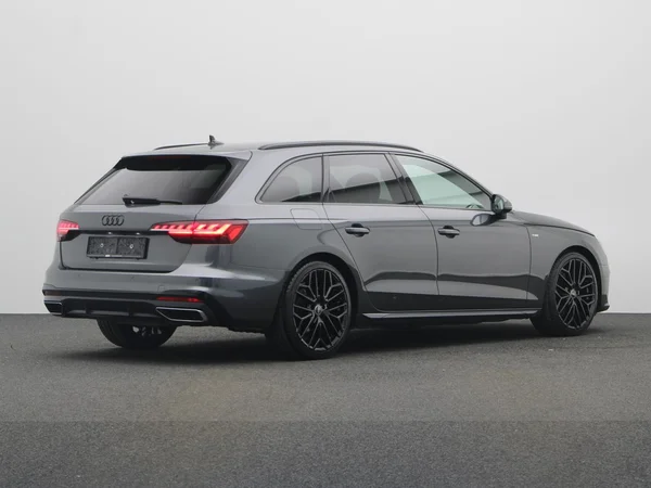 AUDI A4 Avant (2021) — foto 12 van 22