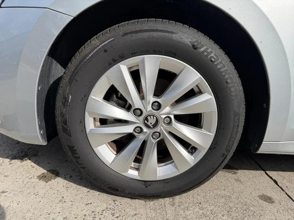 SKODA Octavia Combi (2025) — foto 19 van 24