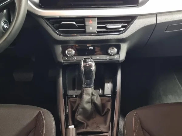 SKODA Scala (2022) — foto 3 van 24