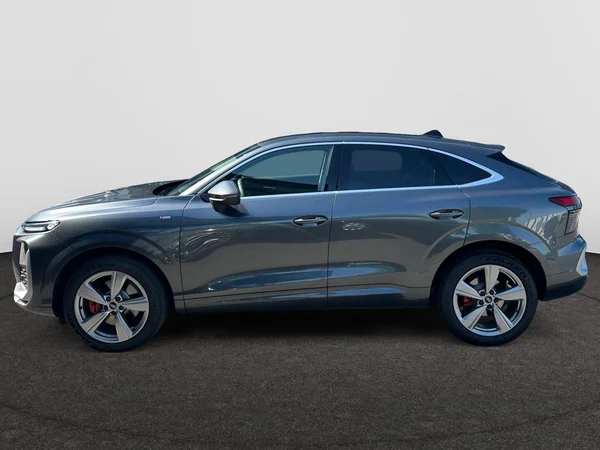 AUDI Q3 Sportback (2026) — foto 12 van 23