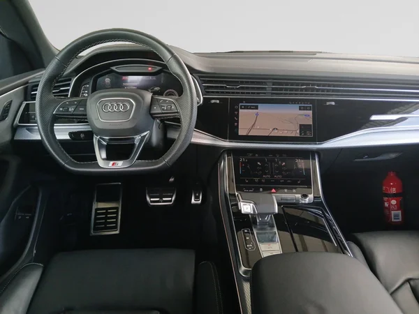 AUDI Q8 SUV e-hybrid (PHEV) (2024) — foto 16 van 19