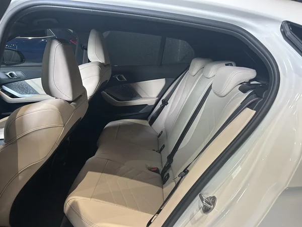 BMW 1 Reeks (2024) — foto 20 van 22