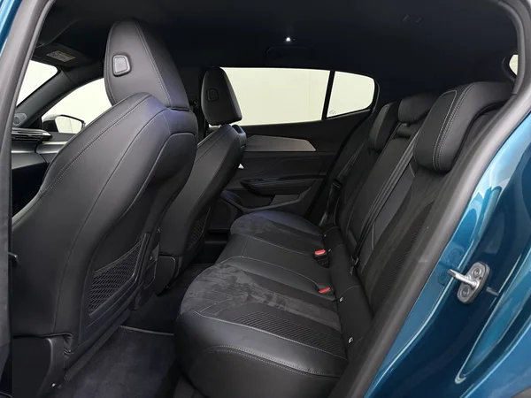 PEUGEOT 408 (2024) — foto 5 van 29