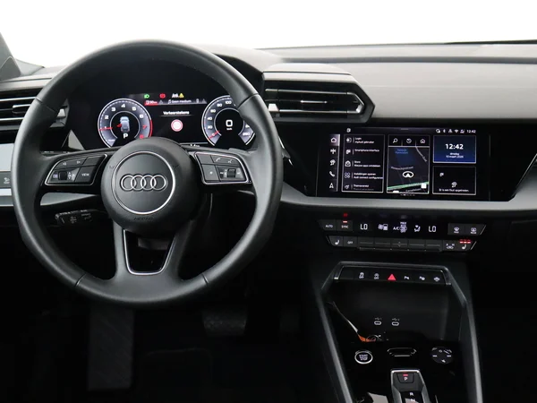 AUDI A3 Sportback (2025) — foto 16 van 18