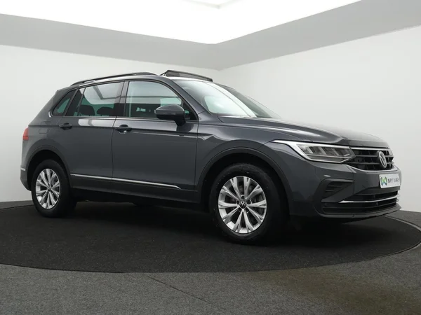VOLKSWAGEN Tiguan eHybrid (PHEV) (2021) — foto 27 van 29