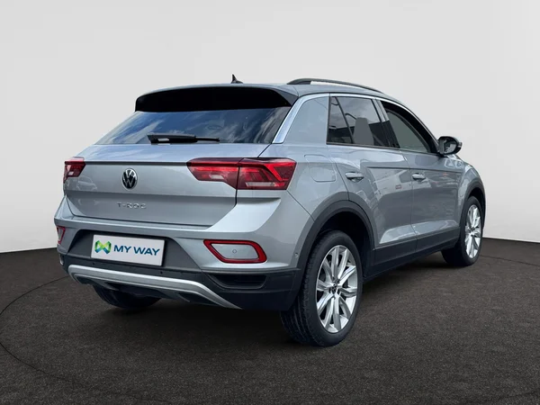 VOLKSWAGEN T-Roc (2025) — foto 9 van 16