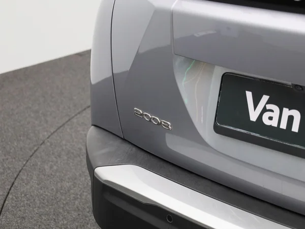 Peugeot 2008 (2023) — foto 30 van 40