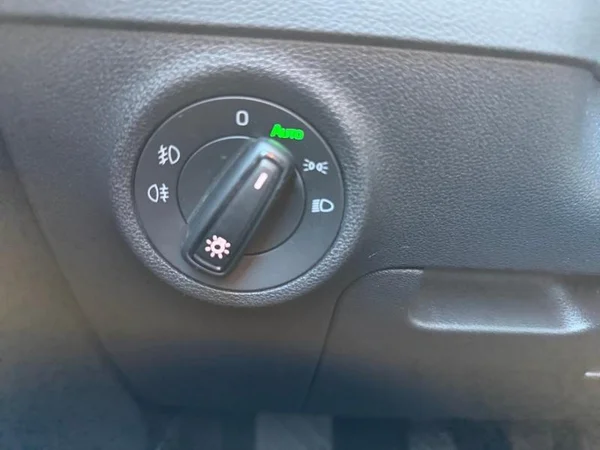 SKODA Karoq (2022) — foto 21 van 31