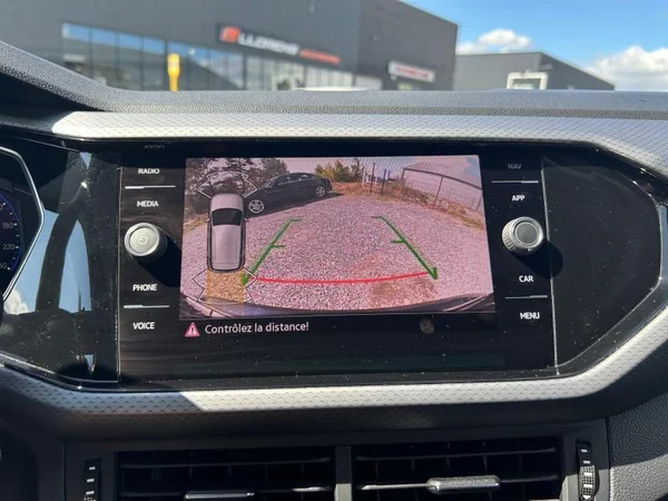 VOLKSWAGEN T-Cross (2022) — foto 13 van 31