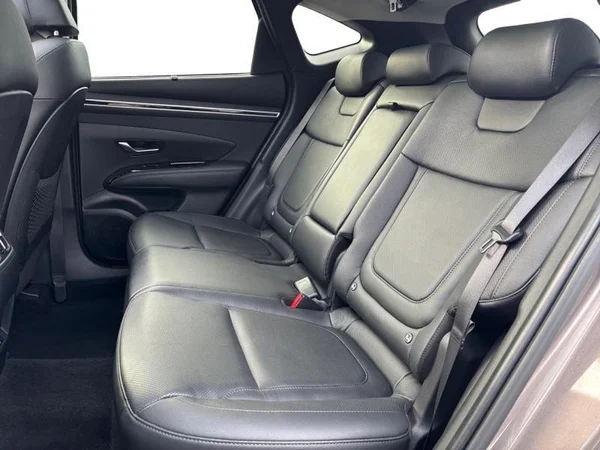 HYUNDAI Tucson (2022) — foto 8 van 31