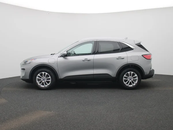 Ford Kuga (2022) — foto 36 van 40