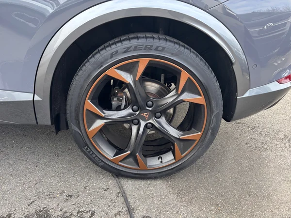 CUPRA Formentor (2023) — foto 16 van 23
