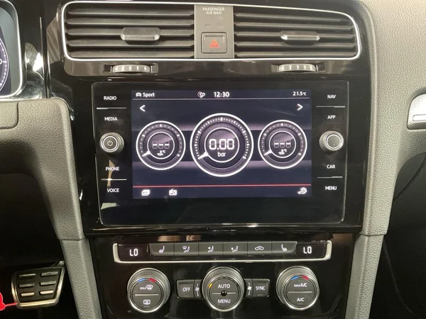 VOLKSWAGEN Golf VII GTI (2019) — foto 5 van 22
