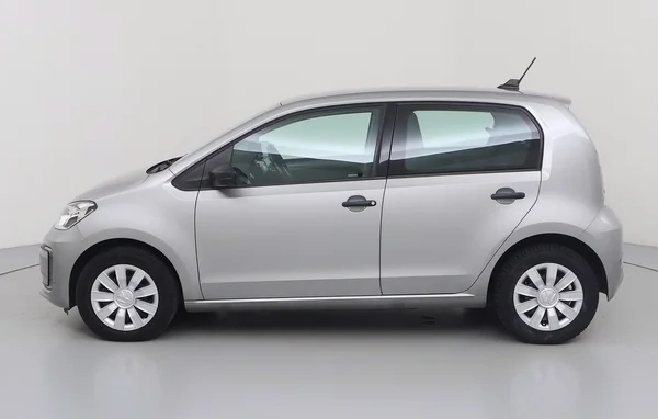 Volkswagen E-Up! (2020) — foto 12 van 28