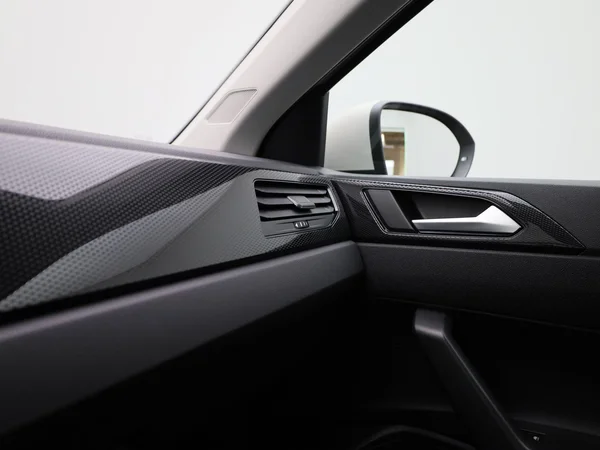 Volkswagen Taigo (2023) — foto 16 van 38