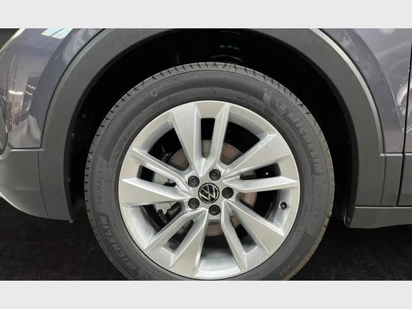 VOLKSWAGEN T-Cross (2026) — foto 22 van 29