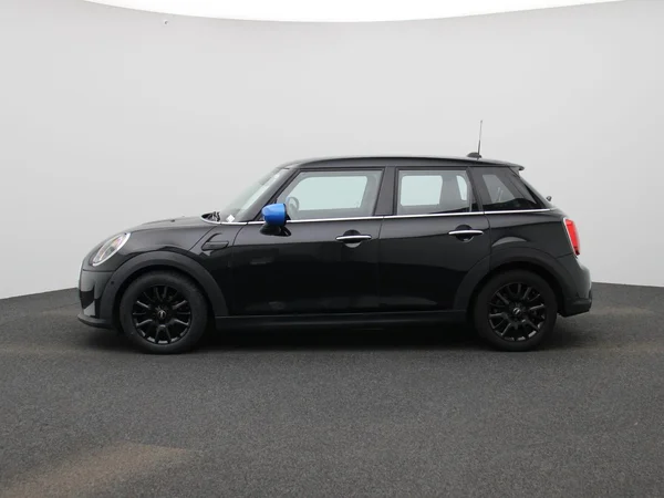 MINI Cooper (2022) — foto 34 van 40