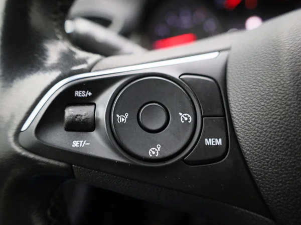 Opel Crossland (2021) — foto 13 van 40