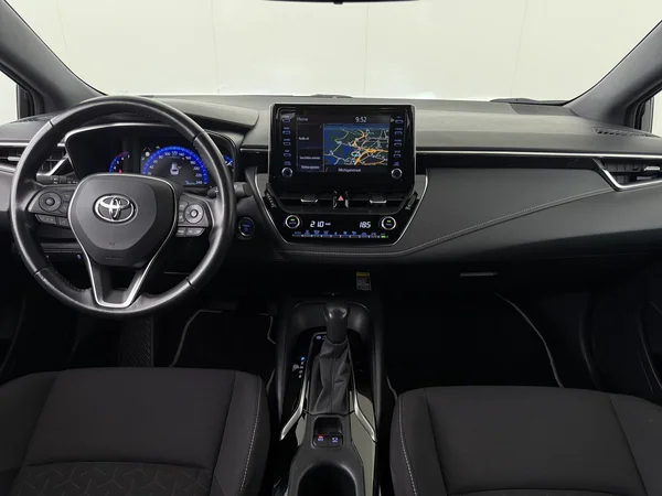 TOYOTA Corolla (2022) — foto 20 van 28