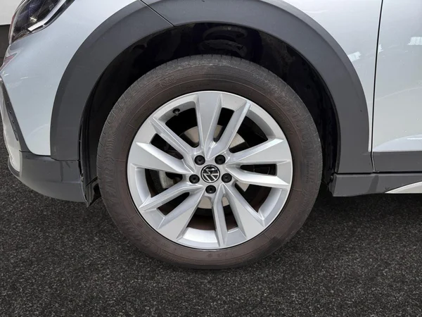 VOLKSWAGEN Taigo (2025) — foto 10 van 31