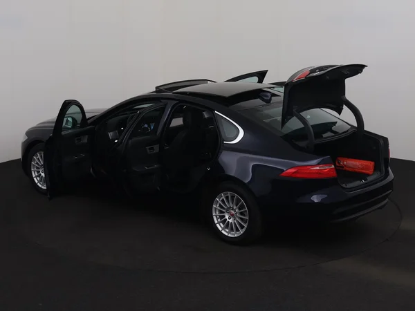 JAGUAR F-Type (2020) — foto 27 van 28