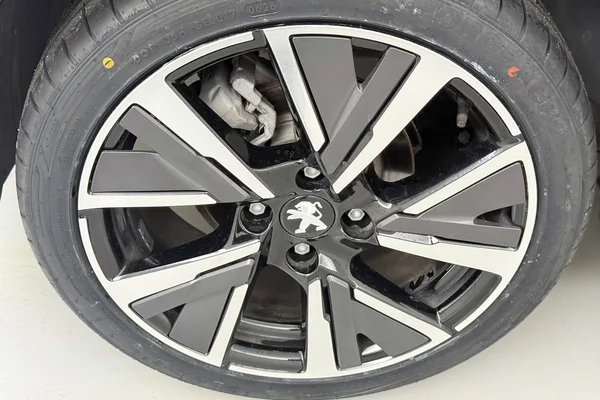 Peugeot 208 (2020) — foto 24 van 36