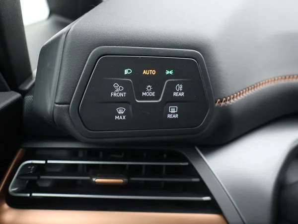 CUPRA Born (2025) — foto 11 van 21