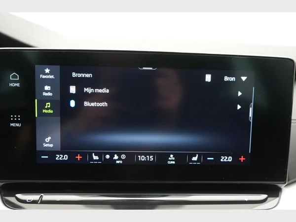SKODA Octavia Combi (2024) — foto 9 van 29